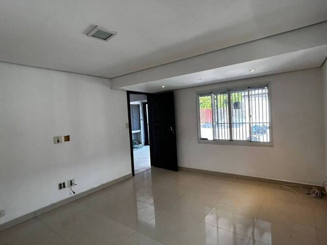 Venda em Vila Piauí - São Paulo