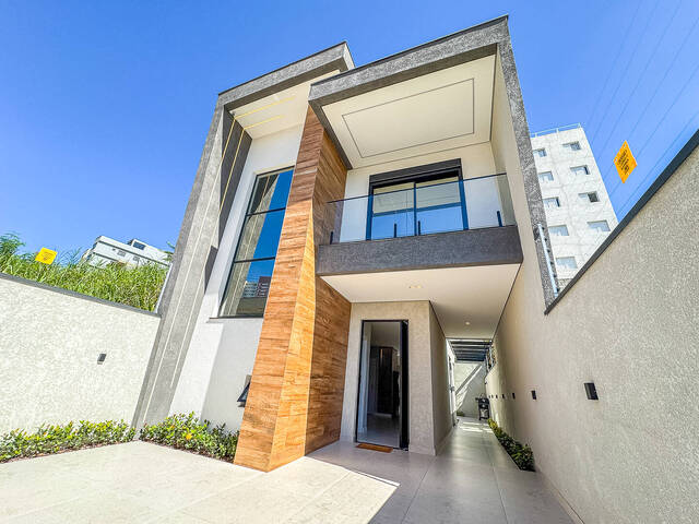 #7374 - Casa para Venda em Barueri - SP - 2